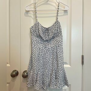 Francesca’s Floral Ruffle hem Romper